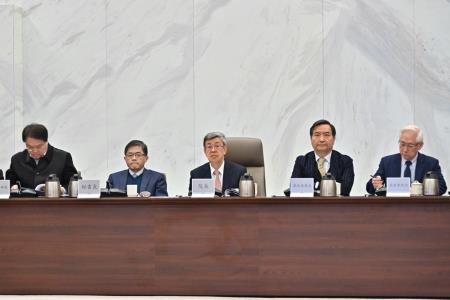 陳院長今(21)日主持行政院動員會報112年度會議照片_8 共11張 　共11張