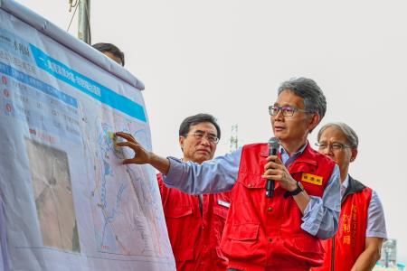 2026年6月27日行政院長卓榮泰視察典寶溪白米滯洪池  　共10張