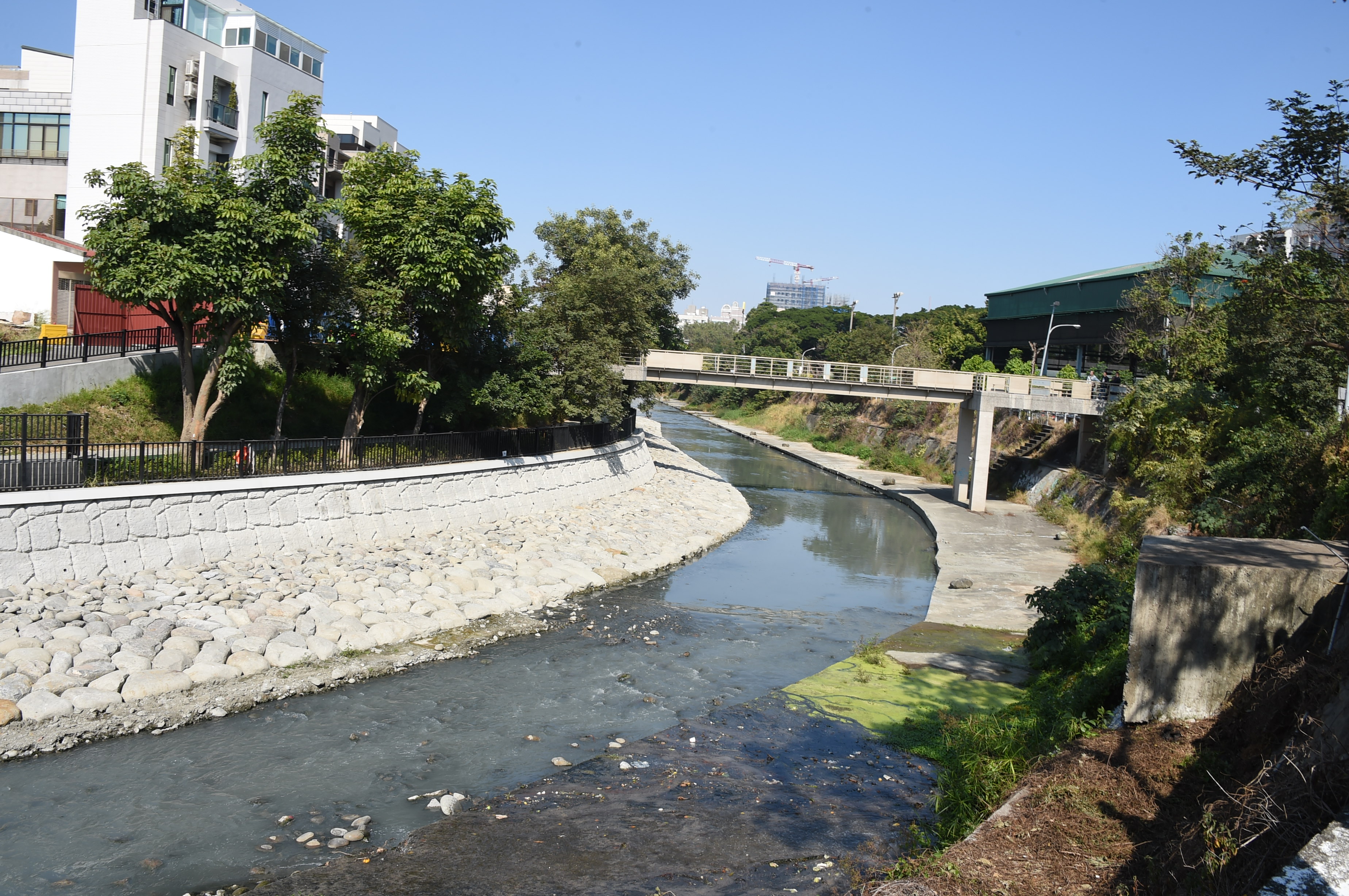 賴揆勉勵台南市協助推動再生能源 以達2025非核家園目標 　共7張