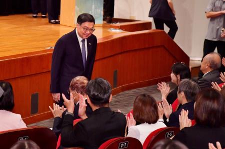 2026年10月14日行政院長卓榮泰出席115年國家政務研究班第17期及高階領導研究班第16期聯合結訓典禮　共6張
