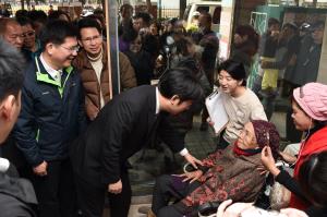 107年2月10日行政院長賴清德參訪長照2.0：有本生活坊_全齡美學據點、在地深耕、共推長照_2
