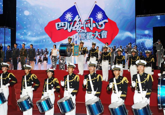 毛揆：海內外同胞的支持與努力是促進國家發展進步的最大動力 　共4張
