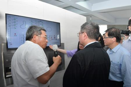 2024年7月13日行政院長卓榮泰出席「國道6號東草屯休息站新建工程」.jpg