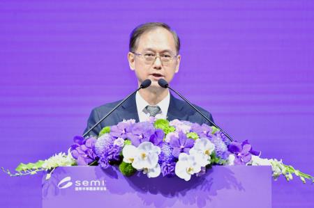 2025年9月10日行政院長卓榮泰出席「SEMICON Taiwan 2025國際半導體展」開幕典禮　共10張