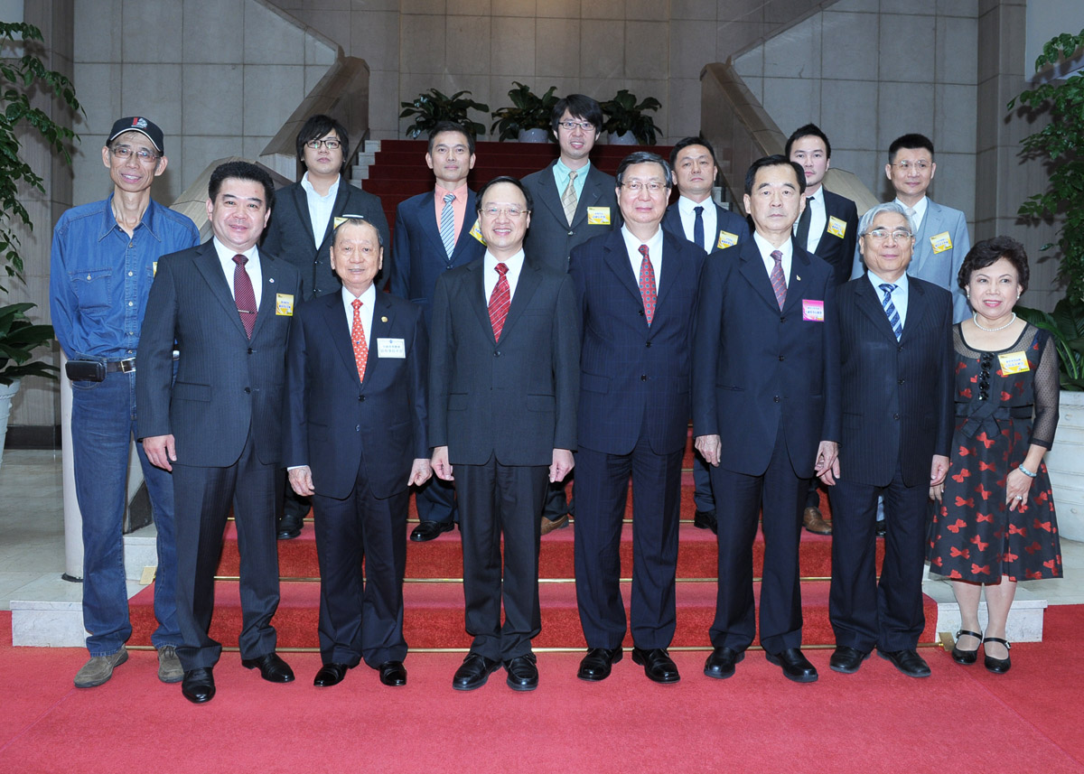 江揆：致力改善經商環境  要求部會勤走基層聽取建言 　共3張