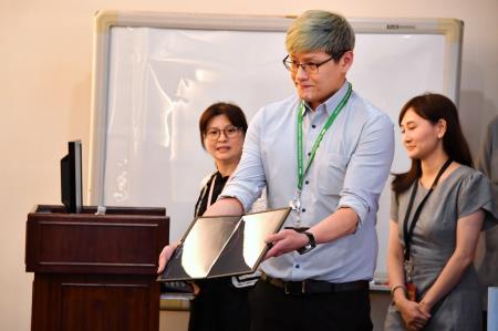 2024年7月16日行政院長卓榮泰參訪義隆電子股份有限公司 _6_　共16張