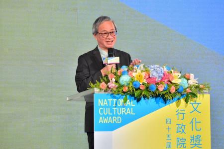 2026年8月5日行政院長卓榮泰出席「第45屆行政院文化獎頒獎典禮」 　共8張