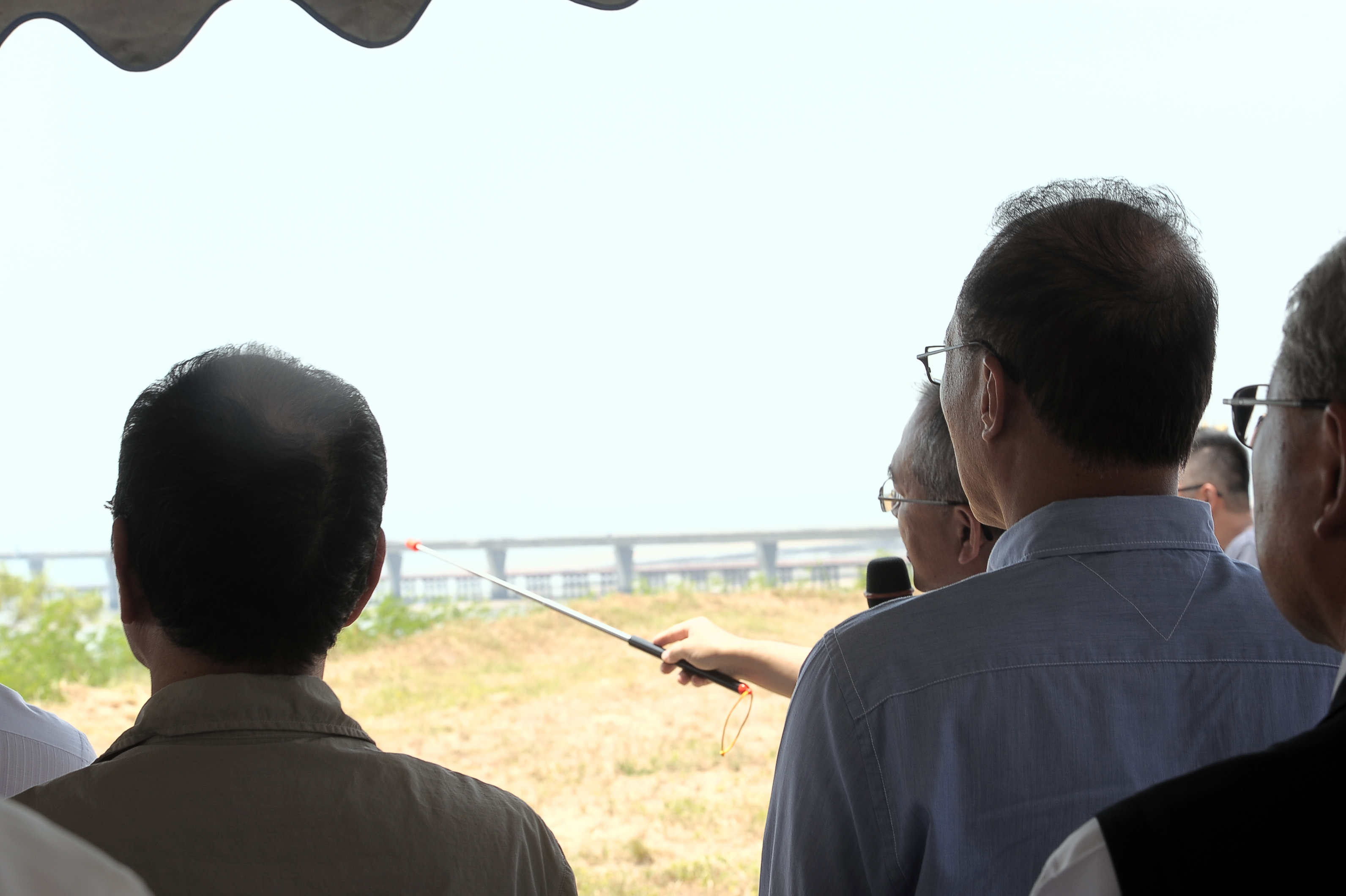 林揆：徹底檢討並解決金門大橋延宕問題 儘速推動工程順利進行
