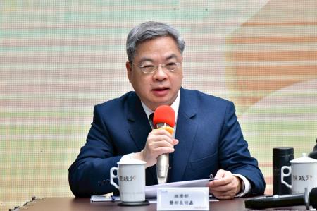 2026年1月20日行政院長卓榮泰出席「臺美關稅談判說明記者會」 　共10張