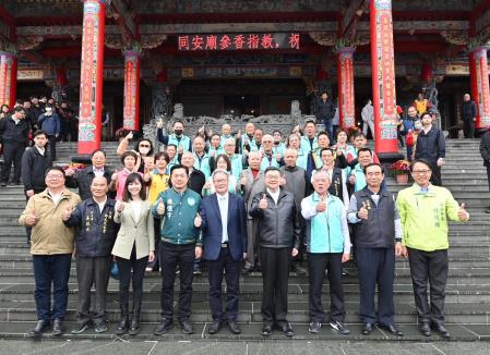2025年1月31日_2行政院長卓榮泰同安廟參拜祈福3