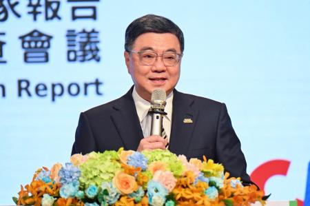 2026年5月11日行政院長卓榮泰出席「兩公約第四次國家報告國際審查會議」開幕式 　共7張