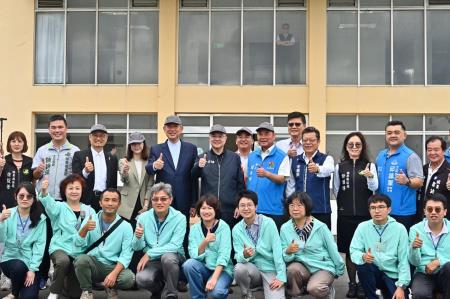 2024年10月25日_2行政院長卓榮泰視察苗栗地區自來水供應情形5　共7張