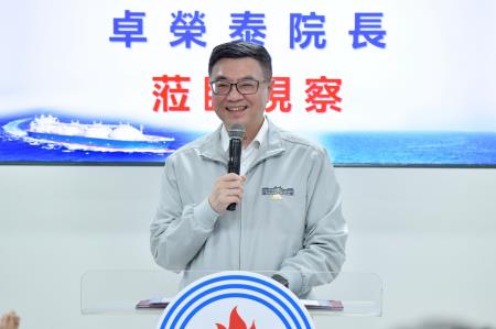 卓院長今(16)日視察中油觀塘接收站及台電大潭廠增建計畫照片 共12張_4 　共12張