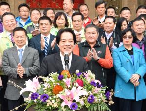行政院長賴清德鹿港天后宮參拜祈福3