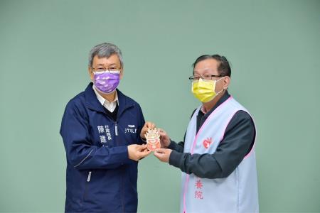 2024年1月29日行政院長陳建仁參訪財團法人桃園市私立安康啟智教養院9.jpg