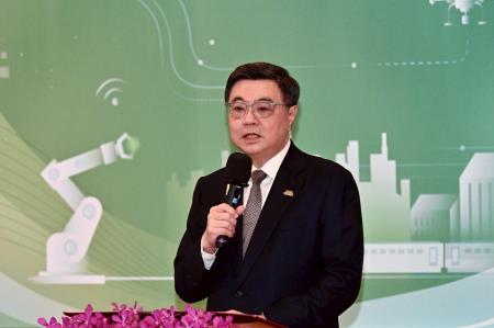 2026年6月25日行政院長卓榮泰出席115年國家政務研究班及高階領導研究班聯合開訓典禮　共5張