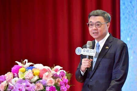 2026年6月9日行政院長卓榮泰出席臺鐵公司「115年鐵路節慶祝大會」 　共8張