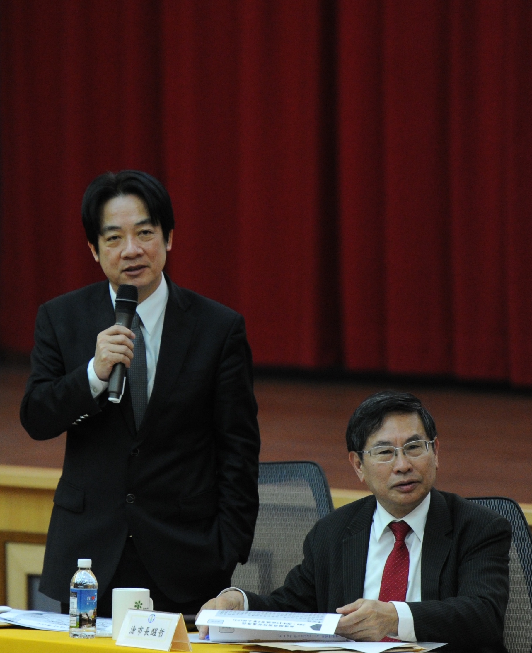 內閣團隊走訪嘉義市 賴揆：建立中央與地方合作模式 提高行政效率　共6張