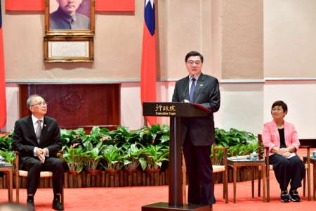 2026年4月13日行政院長卓榮泰接見「墨爾本臺灣同鄉會回國訪問團一行」 　共5張