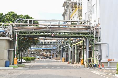 2024年8月2日行政院長卓榮泰視察仁武產業園區廠商災後復原情形