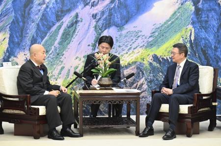 卓院長今(30)日接見日本台灣交流協會台北事務所片山和之代表一行照片 共6張　共6張