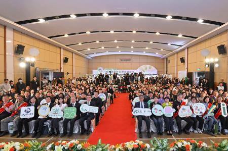 2025年1月14日行政院長卓榮泰出席「第一屆國家食農教育傑出貢獻獎」頒獎典禮。　共8張