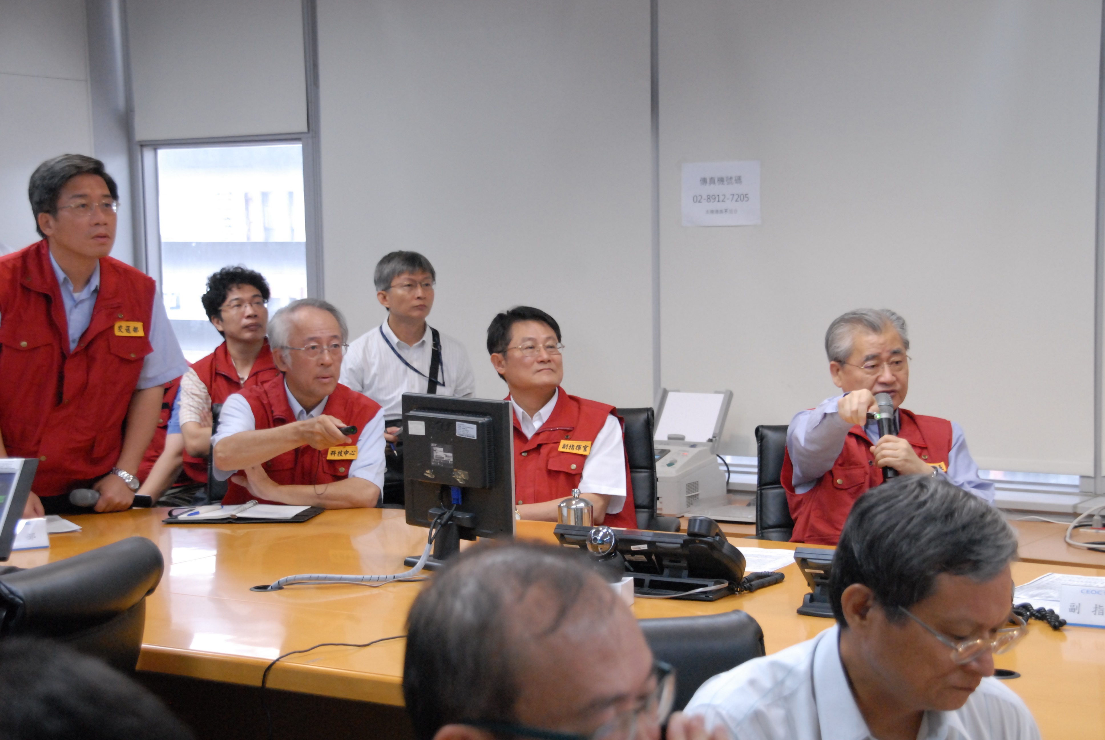 毛揆：中央與地方協力 儘速搶通烏來地區公路交通與通訊 　共1張