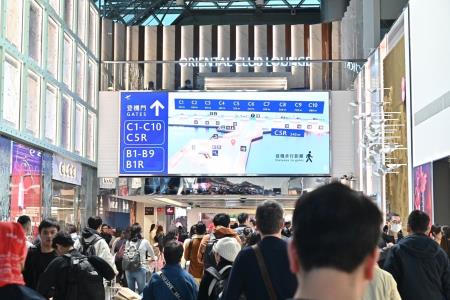 卓院長今（11）日視察桃園機場春節疏運整備作業照片 共10張　共10張