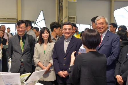 2024年9月21日行政院長卓榮泰出席第六屆危老+都更博覽會開幕式S__134545420_0　共12張