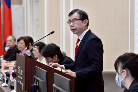 2026年5月20日行政院長卓榮泰主持行政院院會 　共4張