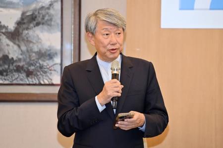 2024年8月6日行政院長卓榮泰視察工研院創新科技成果4 　共11張
