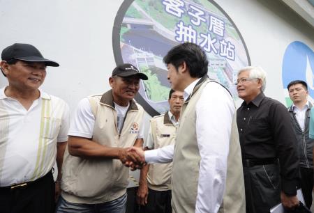 雲林縣元長鄉客子厝排水現地勘災-1