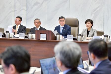 2026年6月23日行政院長卓榮泰主持國家人工智慧戰略特別委員會議首次會議 　共10張