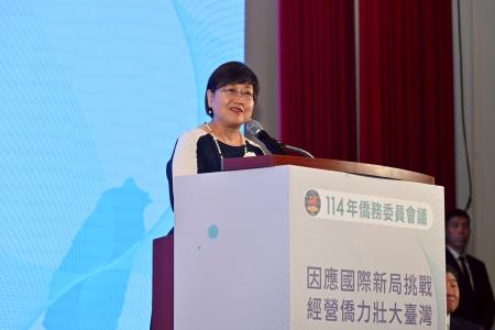 2025年10月19日行政院長卓榮泰出席114 年「僑委會僑務委員會議」行政院院長歡迎酒會 　共5張