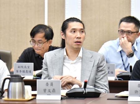 2024年9月9日行政院副院長鄭麗君主持體育暨運動發展部諮詢小組第1次會議　共8張