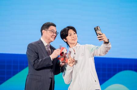 2026年10月6日行政院長卓榮泰出席2026年第20屆愛知名古屋亞洲運動會代表團返國餐會 　共9張