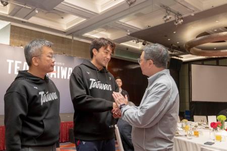2024年11月26日行政院長卓榮泰出席2024世界12強棒球賽代表隊返國餐會　共15張