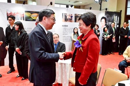 2025年12月18日行政院長卓榮泰出席「2025年行政院傑出科技貢獻獎」頒獎典禮 　共5張