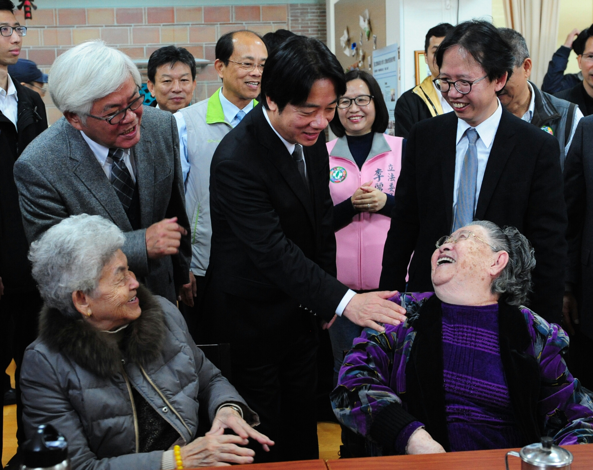 賴揆：跨部會專案小組改善濁水溪揚塵問題  提升民眾生活品質 　共15張