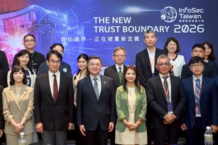 2026年7月7日行政院長卓榮泰出席InfoSec Taiwan 2026國際資安組織大會開幕活動 　共2張