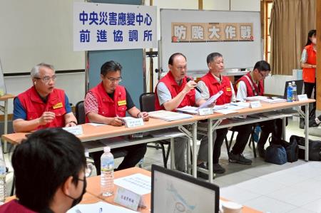 2025年10月16日中央災害應變中心前進協調所第44次工作會報後記者會 　共4張