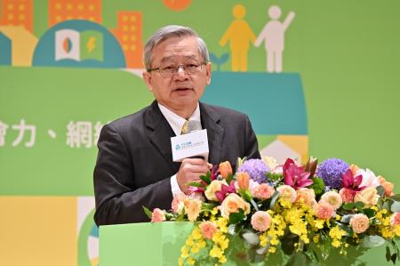 2025年1月22日行政院副院長鄭麗君出席「公民社會的淨零沙盒實驗－以科技力、社會力、網絡力構築淨零社會基盤」展示會暨論壇 　共7張