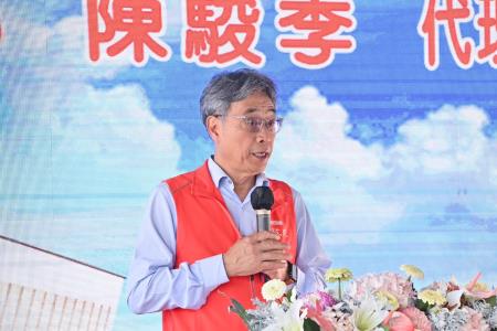2024年5月10日行政院長陳建仁視察興達漁港水產加工及冷鏈物流中心興建工程