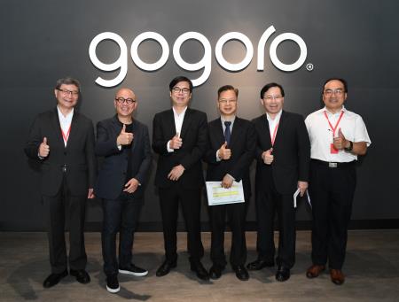 副院長參訪Gogoro工廠-2 　共6張