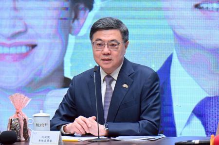 2026年5月19日行政院長卓榮泰出席行政院520記者會 　共7張
