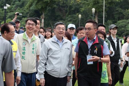 2026年7月25日行政院長卓榮泰訪視車埕鐵道觀光小學堂 　共11張