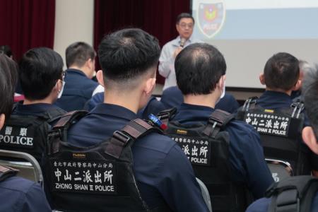 2026年9月8日行政院長卓榮泰視察臺北市政府警察局中山分局　共8張