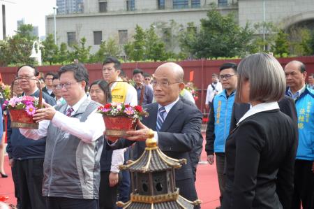 1080130行政院長蘇貞昌出席「桃園中路四號社會住宅開工典禮」4 　共5張