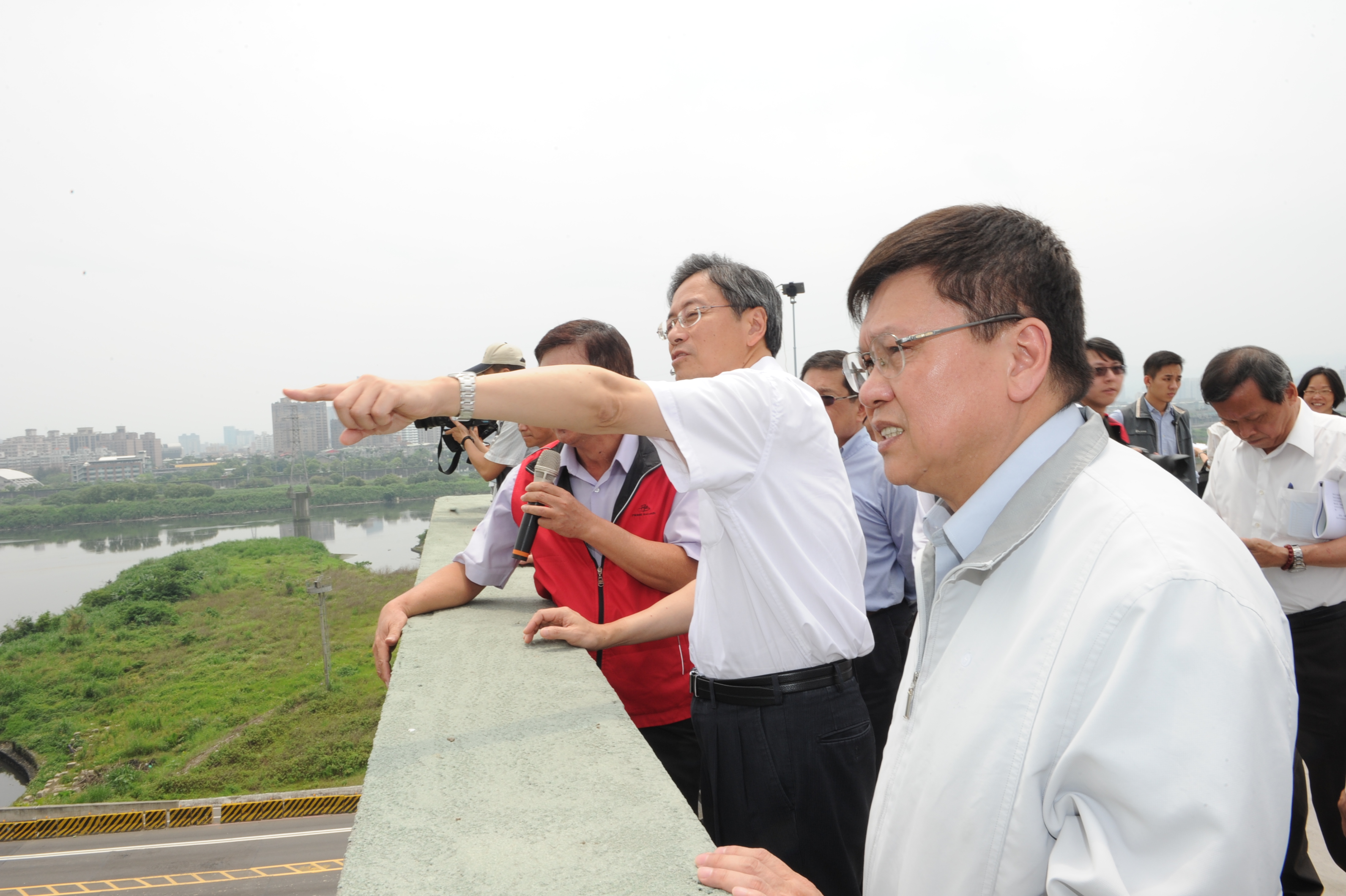 張揆：完備相關治水工程 達到「零水患的目標」 　共4張