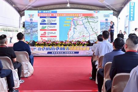 2026年5月23日行政院長卓榮泰出席「台15線及台4線配合桃園國際機場擴建辦理改線工程」通車典禮 　共6張